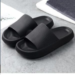 Cloud Slides - Black